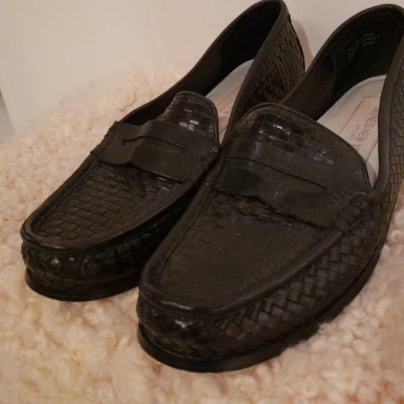 Jones New York Shoes - Jones New York Loafers sz 8.5.